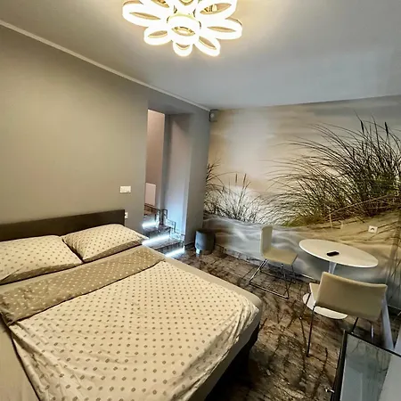 Mtp Kolo Dworca Pkp Bezobslugowy *