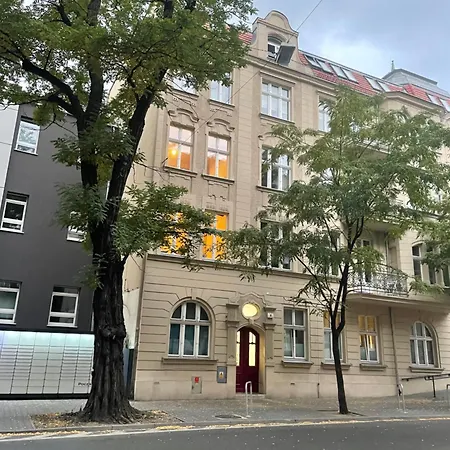 Mtp Kolo Dworca Pkp Bezobslugowy *