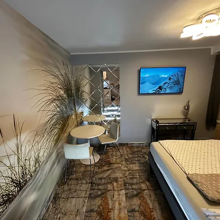 Mtp Kolo Dworca Pkp Bezobslugowy