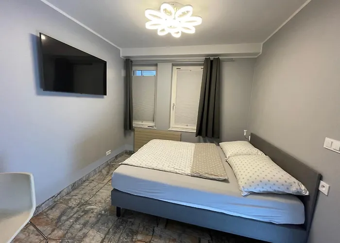 Appartamento Mtp Kolo Dworca Pkp Bezobslugowy *